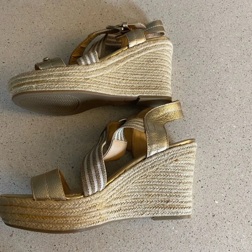 Women’s Tommy Hilfiger wedge sandals, NWOT